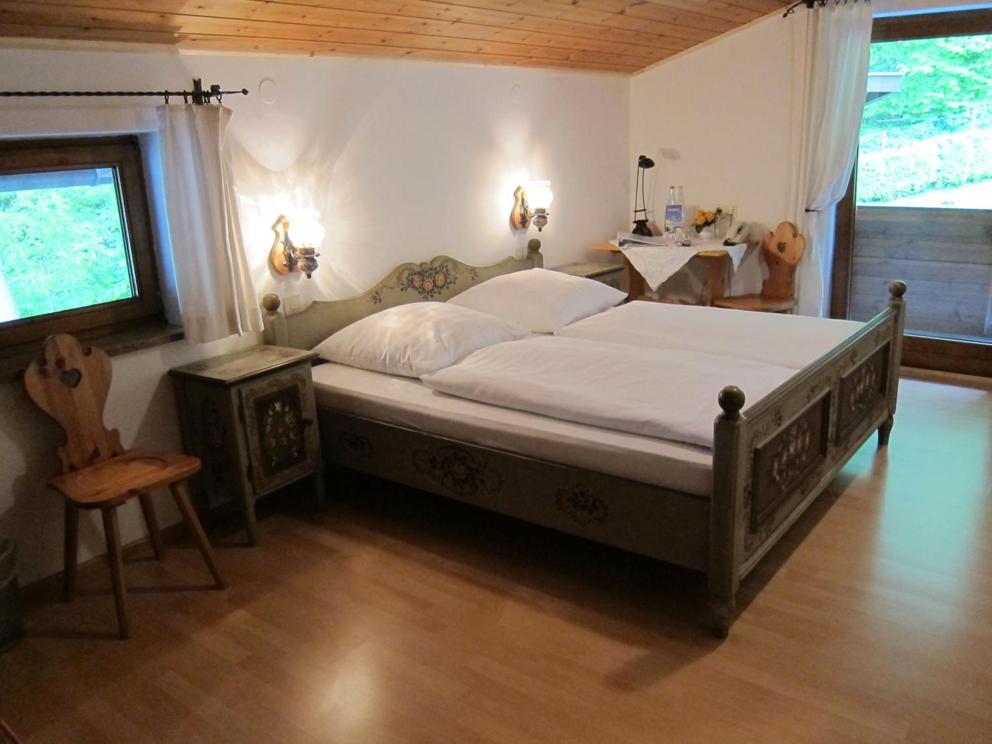 Waldgasthof Pension Baodwirt Stephanskirchen ภายนอก รูปภาพ